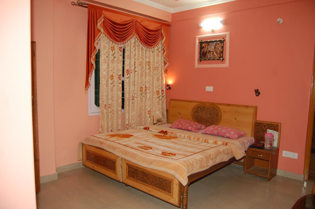 Hotel Ashish Inn Kandāghāt 部屋 写真
